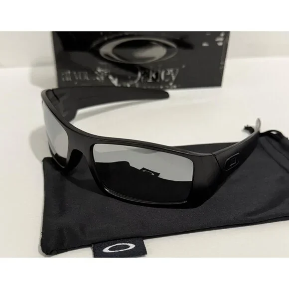 Oakley GASCAN Black Matte Frame OO9014 Chrome Iridium Lenses - Picture 1 of 7